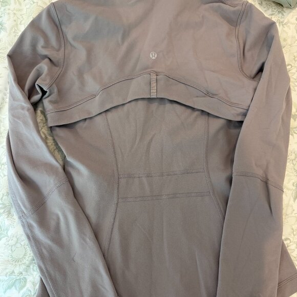 Lululemon define jacket size 6 - Picture 2 of 3